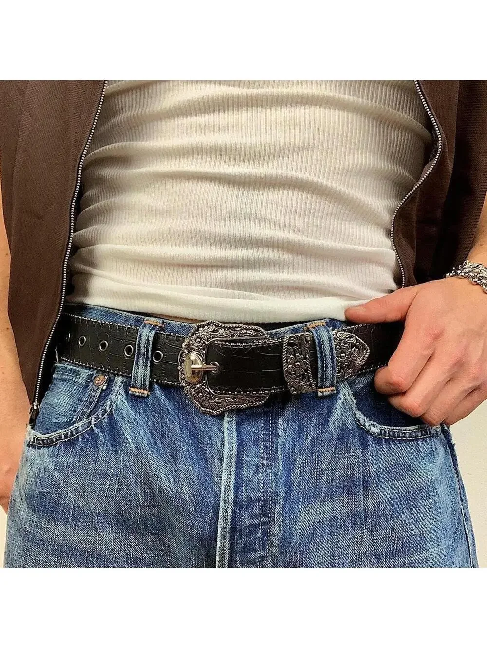 Y2k 2000s style black western silver boho belt. 38.5 inches length. Unisex